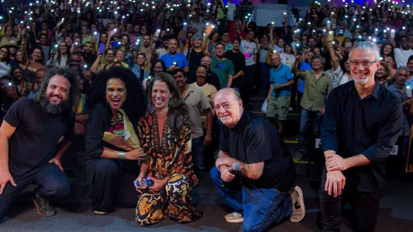 Como a MPB Acabou com a Minha Vida Amorosa, foto 35 de 45