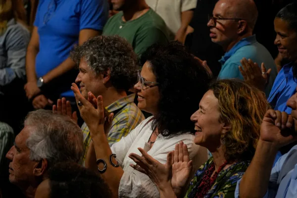 Como a MPB Acabou com a Minha Vida Amorosa, foto 25 de 45