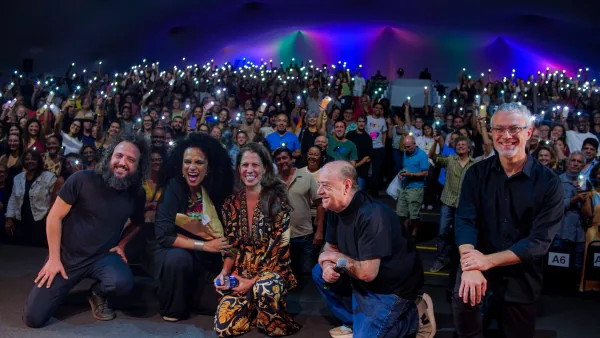 Como a MPB Acabou com a Minha Vida Amorosa, foto 36 de 45