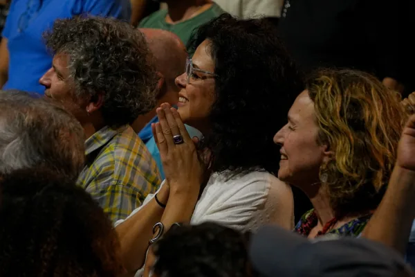 Como a MPB Acabou com a Minha Vida Amorosa, foto 23 de 45