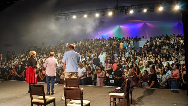 Mande Notícias do Mundo de Lá, foto 55 de 67